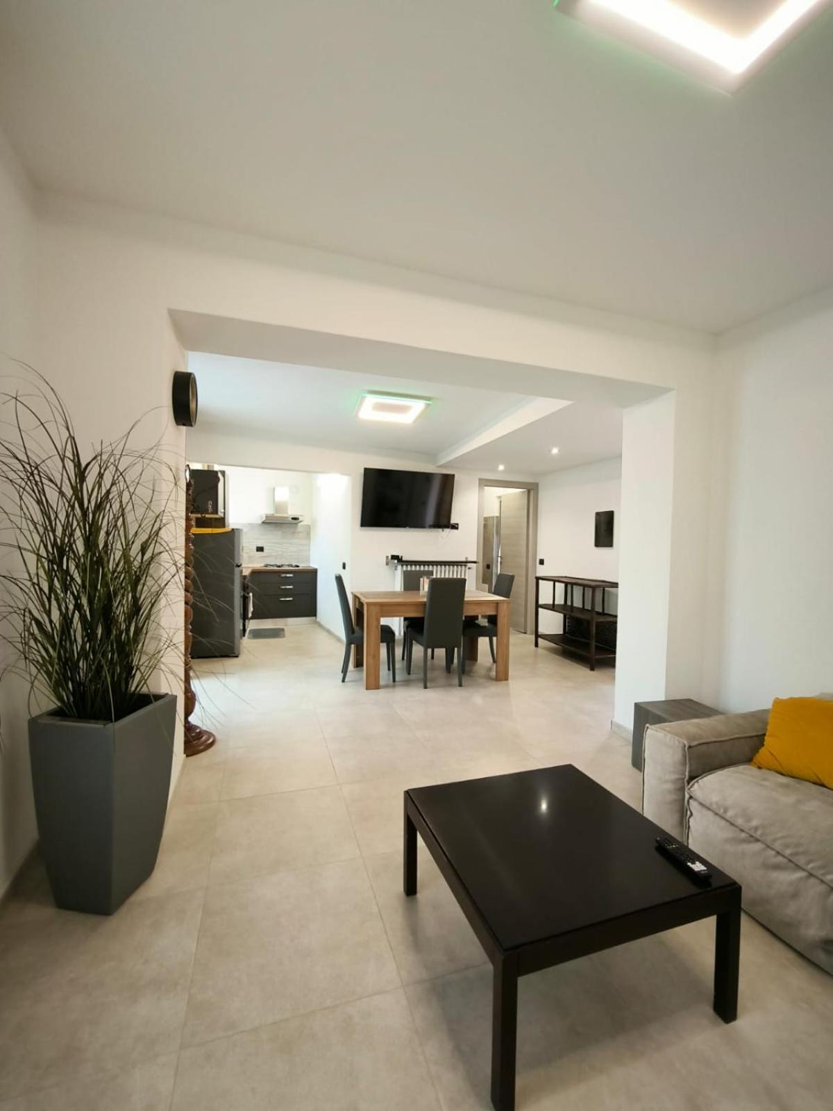 Sweet Home Azzano San Paolo Bagian luar foto